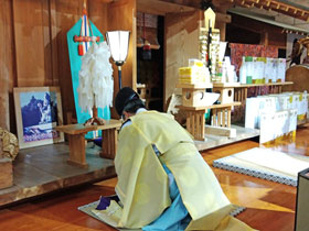 大前恵比寿神社の神様に宝くじ高額当選の祈願のご挨拶
